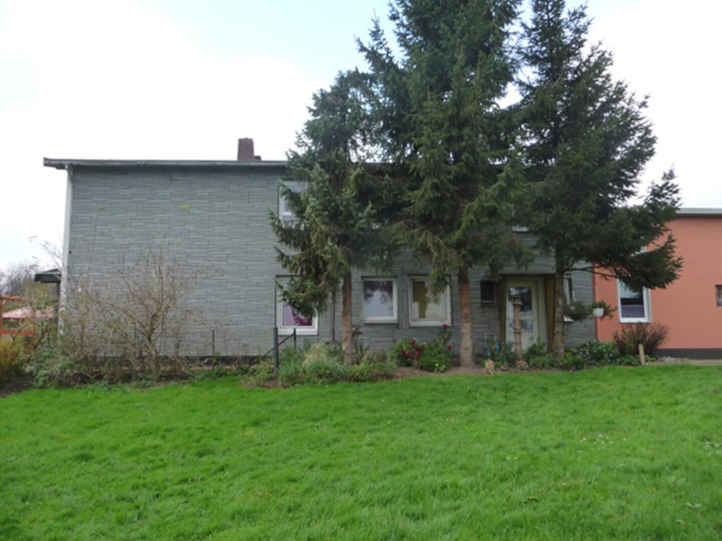 Hausansicht Osten 2